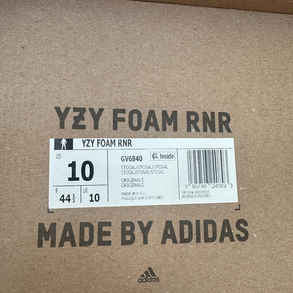 YZY Foam RNR - Picture 7 of 8